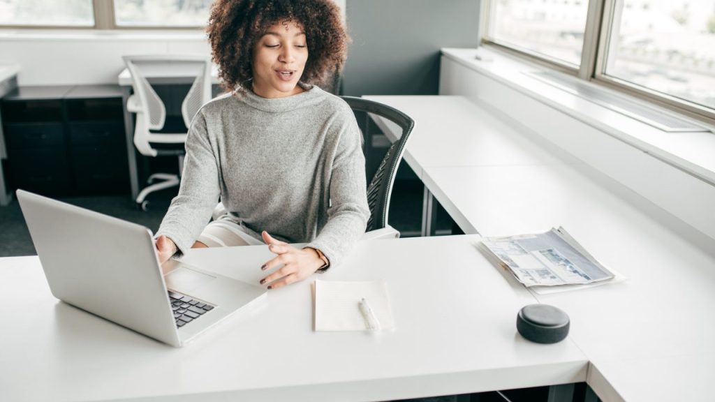 a-person-in-the-process-of-learning-how-to-become-a-virtual-assistant-studying-and-acquiring-new-skills-to-provide-administrative-support-remotely