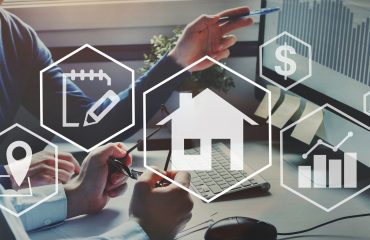 virtual-real-estate-assistant-using-computer-to-perform-real-estate-tasks